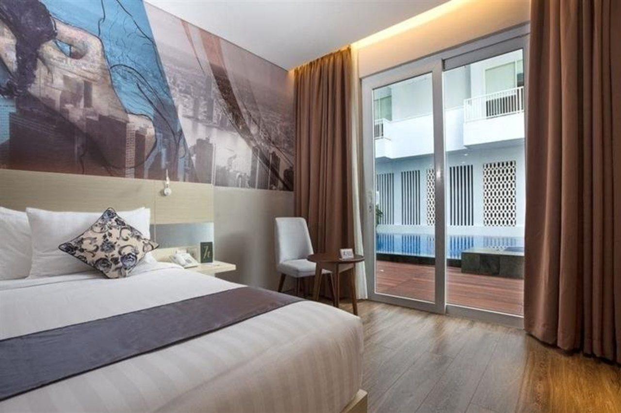 Horison Hotel Ultima Timika Kültér fotó