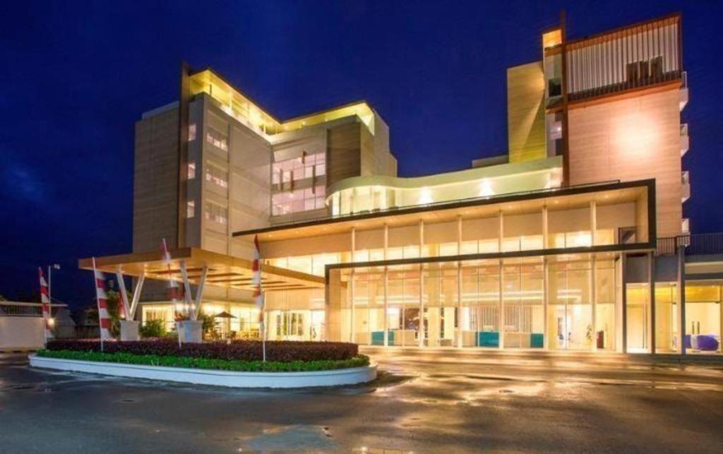 Horison Hotel Ultima Timika Kültér fotó